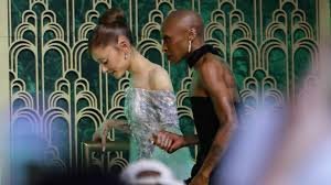 temp_image_1763642969.613187 Ariana Grande and Cynthia Erivo's Relationship: Unpacking the Viral 'Wicked' Bond