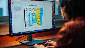 temp_image_1764169285.977375 Cracking Strands Puzzle #632: Your 'Tip Top' Hint Guide for NYT Solvers