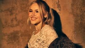 temp_image_1765461143.263033 Freya Skye's 'Stars Align' Tour: A Cosmic Debut Across North America!