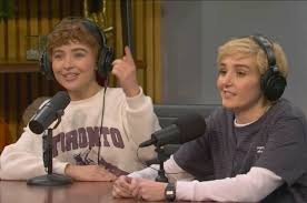 temp_image_1768717341.22175 Snack Homiez: Sabrina Carpenter's Hilarious SNL Return & Celebrity Guests