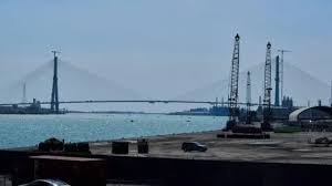 temp_image_1770715337.635171 Canada Tariffs: Trump Threatens to Block New Bridge Over Trade Disputes