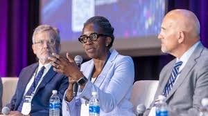 temp_image_1771150201.665622 AI in Healthcare: Revolutionizing Patient Care and Medical Innovation