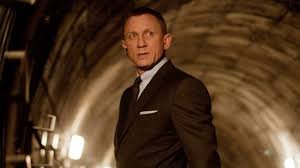 temp_image_1771215685.523177 Daniel Craig: A Reinvented Bond and the Evolution of Action Cinema