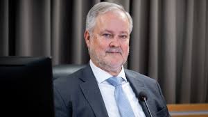 temp_image_1771279057.581143 SAAQclic Fiasco: What Went Wrong with Quebec's Online Driver's License Renewal System?