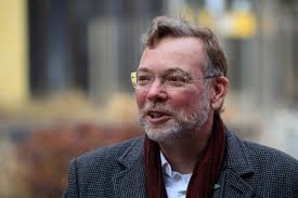 temp_image_1771458957.155862 Philippe Schnobb: Candidature Péquiste et Vision pour les Transports Montréals