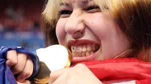 temp_image_1771540188.994959 Alysa Liu Teeth: Uncovering the Story Behind the Figure Skater's Unique Style