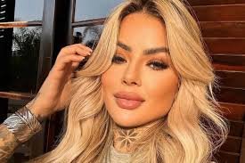 temp_image_1771631376.091581 Bianca Dias: Rising Star in Brazilian Digital Marketing & Social Media