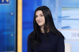 temp_image_1771785460.290643 Phoebe Gates: Building Phia, an AI Shopping Empire, on Her Own Terms