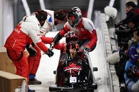 temp_image_1771817304.206959 Accident Bobsleigh Jeux Olympiques