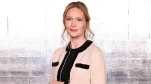 temp_image_1772702748.830538 A Court of Thorns and Roses (ACOTAR) Books: A Deep Dive into Sarah J. Maas's Fantasy World