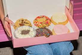 temp_image_1772998172.056173 Zooey Deschanel: A Quirky Icon and Her Enduring Appeal