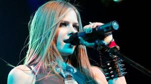 temp_image_1773290341.848945 Avril Lavigne: The Unintentional Icon of 2000s Punk Style