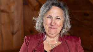 temp_image_1774019396.418984 Marthe Laverdière: New Show, Returning Series & A Glimpse Into Her Life