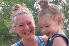 temp_image_1774122665.558961 Canadian Mother and Daughter Detained by U.S. Immigration Authorities