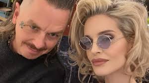 temp_image_1774286030.950648 Sid Wilson and Kelly Osbourne Split: Navigating Grief and New Beginnings