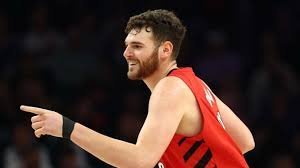 temp_image_1774326403.159576 Donovan Clingan: The Trail Blazers' Hidden Gem and Potential NBA Star