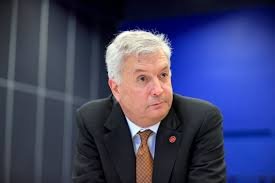 temp_image_1774535645.174893 Actualités: Air Canada, Michael Rousseau et la controverse linguistique