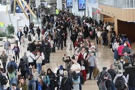 temp_image_1774607698.230392 TSA Agents and Government Shutdown: Airport Chaos and Potential Solutions