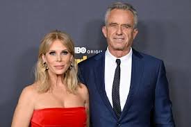 temp_image_1774672406.466477 Chelsea Handler: From E! to Netflix & Beyond - A Comedic Force