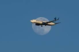 temp_image_1774780253.331718 Flight Status: Near Misses and FAA Investigations - What Travelers Need to Know