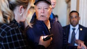 temp_image_1774891830.417489 Lindsey Graham: A Controversial Senator and His Impact on US Politics