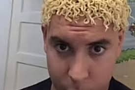 temp_image_1775043100.328923 Insultes et Violence Verbale : Le Cas Montréal et la Nécessité d'un Cadre Légal