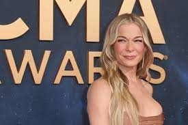 temp_image_1775098622.51173 LeAnn Rimes: A Journey Through Music, Life, and Resilience