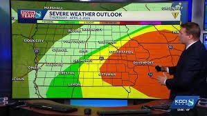 temp_image_1775165830.399943 KCRG Weather: Iowa Under Tornado Watch - Stay Safe!