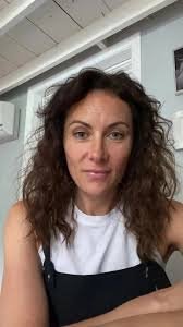 temp_image_1775201320.484731 Laura Benanti: A Rising Star in Broadway and Beyond