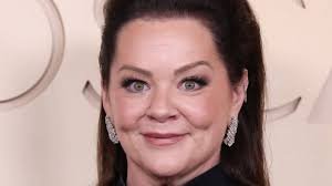 temp_image_1775362560.836761 Melissa McCarthy: A Throwback to High School & Her Refreshingly Honest Lifestyle