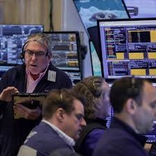 temp_image_1775515577.763392 S&P/TSX Composite Index: Navigating Global Market Uncertainty