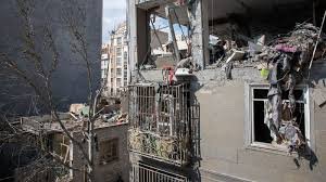 temp_image_1775543100.159332 Trump, Oil Prices, and Iran: A Looming Conflict?