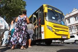 temp_image_1775565552.697494 Salvador: Women-Only Bus Lines Proposed to Enhance Safety and Accessibility