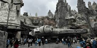 temp_image_1776145286.763975 Star Wars: Galaxy's Edge - Dok-Ondar's Closure and Timeline Shift at Disneyland