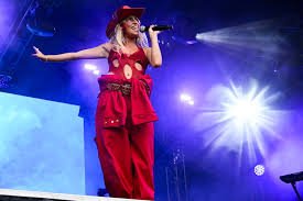 temp_image_1776354350.7379 Claude Bégin to Star in Quebec's First French-Language 'Grease' Musical