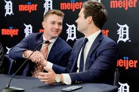 temp_image_1776400465.399342 Luke Raley: The Rising Star Taking MLB by Storm