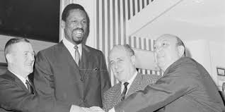 temp_image_1776469440.230947 Bill Russell: A Legacy of Basketball, Activism, and Breaking Barriers