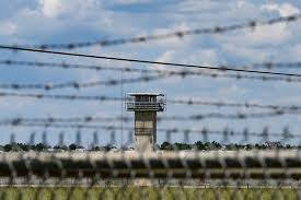 temp_image_1777060682.896584 US Justice Department Reintroduces Execution by Firing Squad for Federal Death Penalty Cases