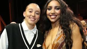 temp_image_1777333708.25348 The Dynamic Duo: How Azzi Fudd and Paige Bueckers are Redefining Women's Basketball