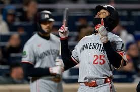 temp_image_1777334407.214727 Mariners vs Twins: A High-Stakes MLB Showdown