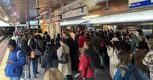 temp_image_1777393717.810299 The Ultimate Guide to Vancouver's SkyTrain: Navigating the City with Ease