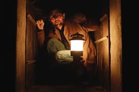 temp_image_1777585785.233517 Hokum: A Chilling Dive into Psychological Horror and Irish Folklore