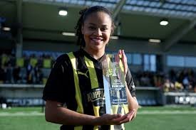 temp_image_1777828031.465715 UEFA Women's Champions League and Europa Cup: Felicia Schröder Shines and OL Lyonnes Reach Final