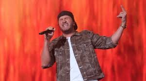 temp_image_1778555613.199433 Luke Bryan Steals the Spotlight at the American Idol Season 24 Finale