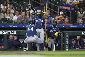 temp_image_1778633354.253051 Mariners vs Astros: Bryan Woo’s Streak on the Line in High-Stakes Clash