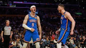 temp_image_1779506432.800713 Alex Caruso: The Unstoppable Defensive Force of the NBA