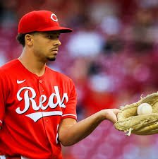 temp_image_1779842891.732887 Chase Burns: The Rising Powerhouse Redefining College Pitching