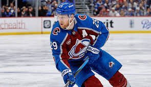 temp_image_1779858652.991358 Jack Eichel and the Golden Knights Face Off Against MacKinnon: Game 3 Analysis