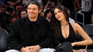 temp_image_1779930667.631099 Madison Beer and Justin Herbert: Balancing Pop Stardom and NFL Excellence