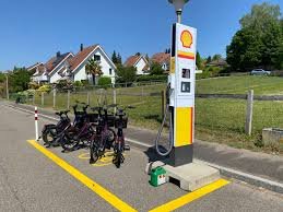 temp_image_1779967914.263457 From Pedals to Petrol: The Surprising Shell-Inspired Prank in Regensdorf